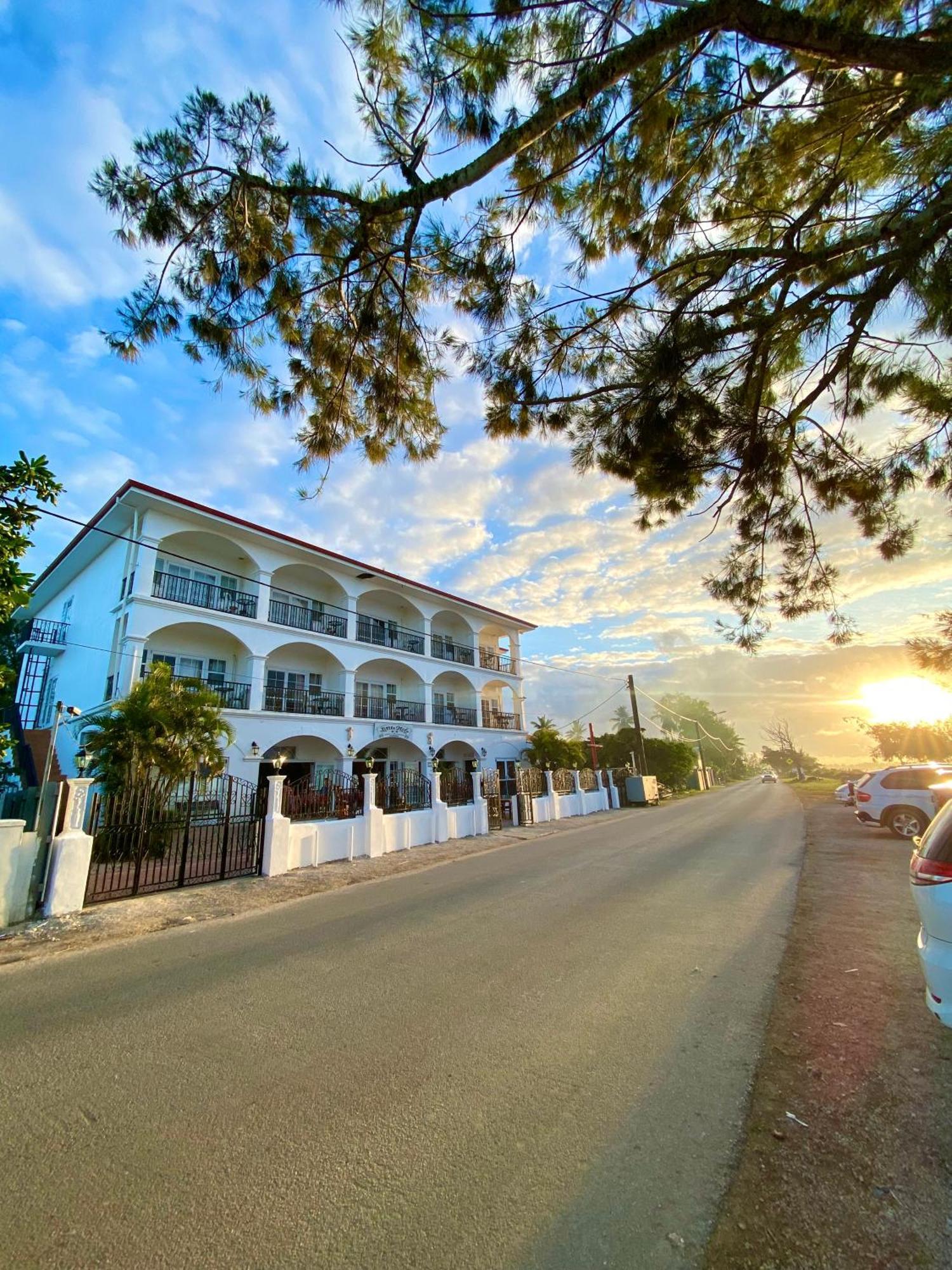 Little Italy Hotel Nuku'alofa Exterior photo