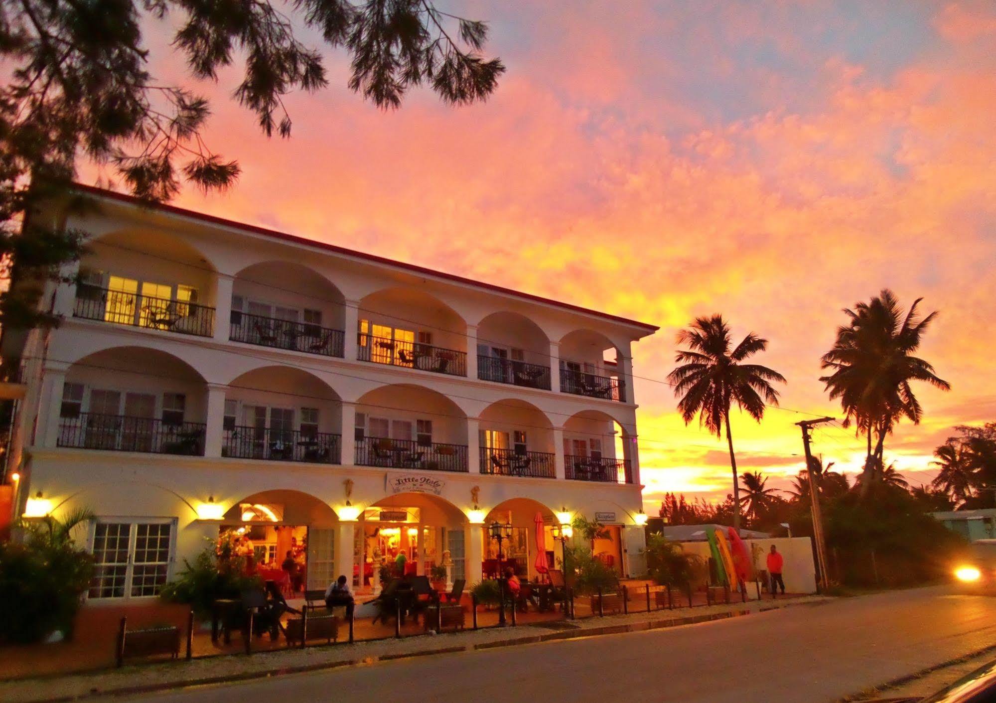 Little Italy Hotel Nuku'alofa Exterior photo